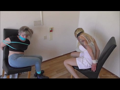 ❤️ Addictus / ligatus et clausus / puella in tribulatione at porn la.dienlanhbk.top